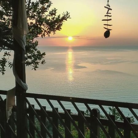 Villa Balcony On The Rocks Agioi Saranta Exterior foto