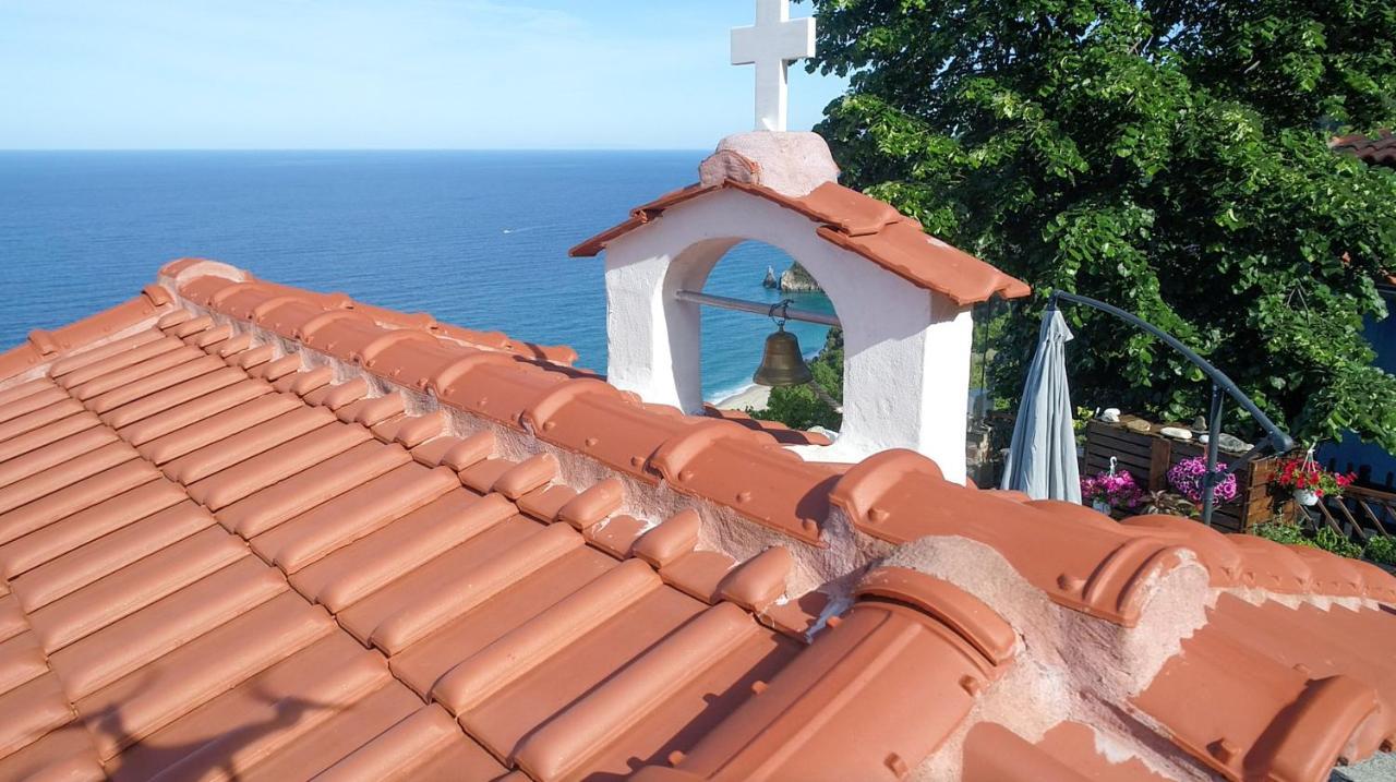 Villa Balcony On The Rocks Agioi Saranta Exterior foto